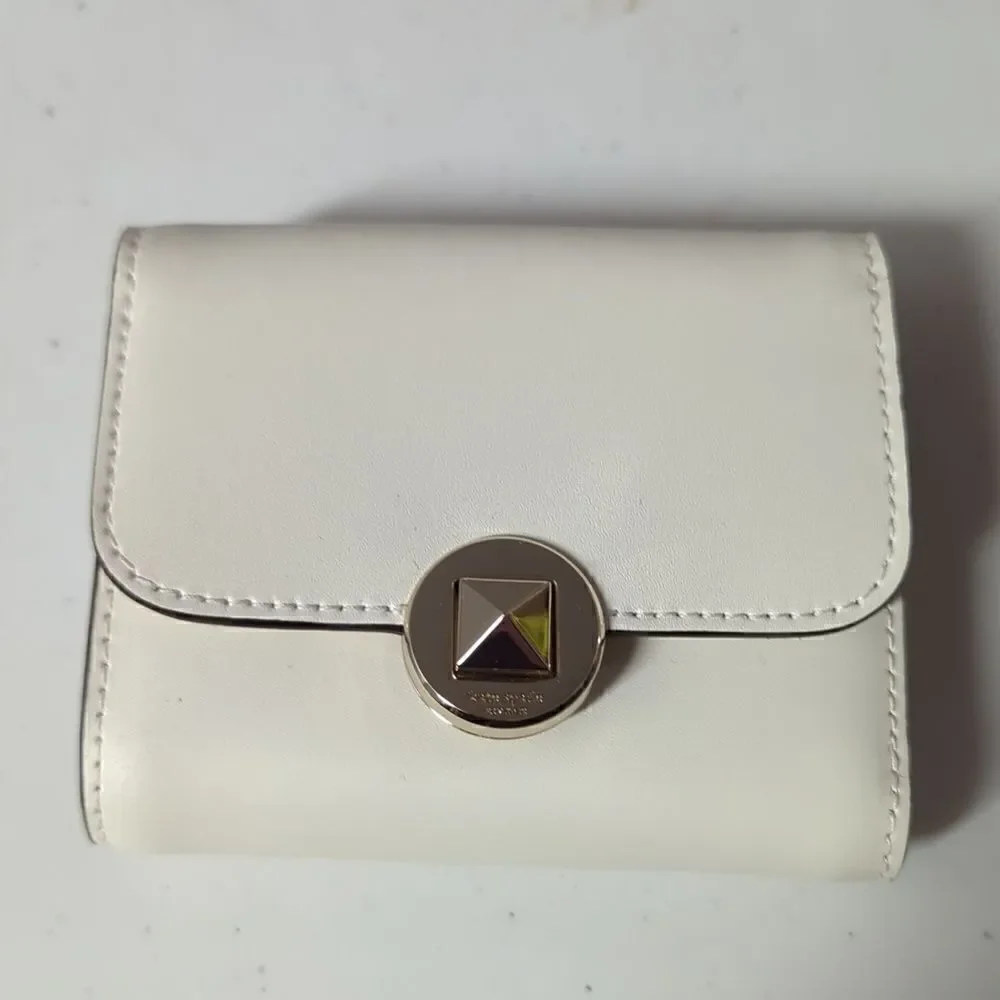 NWT Kate Spade Cream/Gold Wallet